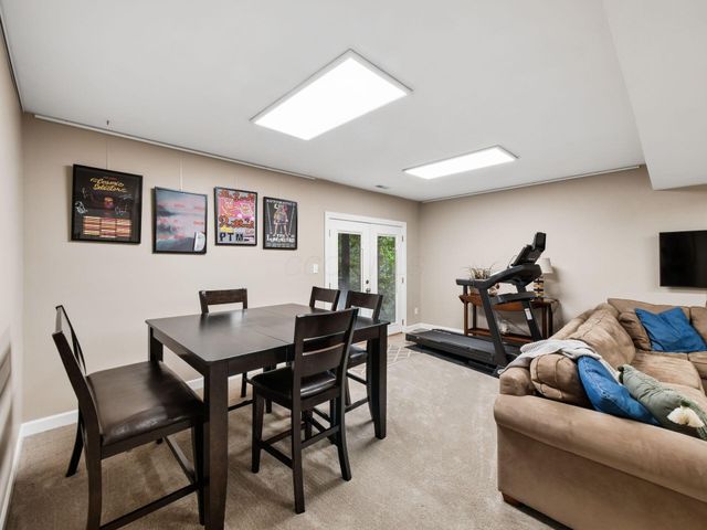 4766 Donegal Cliffs Drive, Dublin, OH 43017