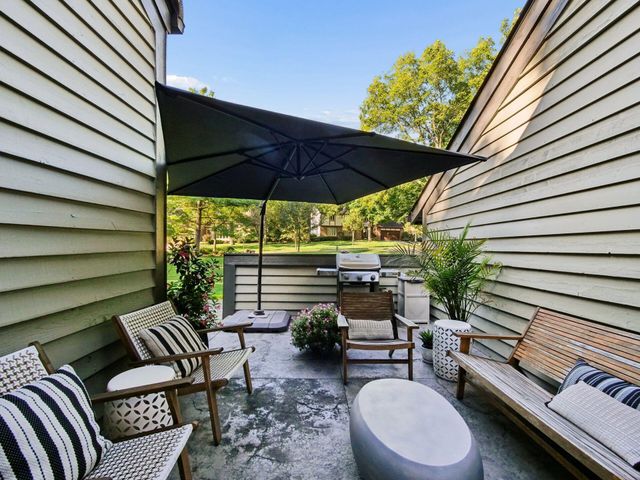 4766 Donegal Cliffs Drive, Dublin, OH 43017