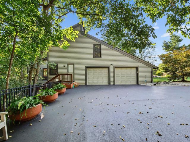 4766 Donegal Cliffs Drive, Dublin, OH 43017
