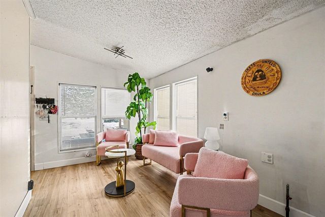 710 Edgecreek Drive, Wayland, MI 49348