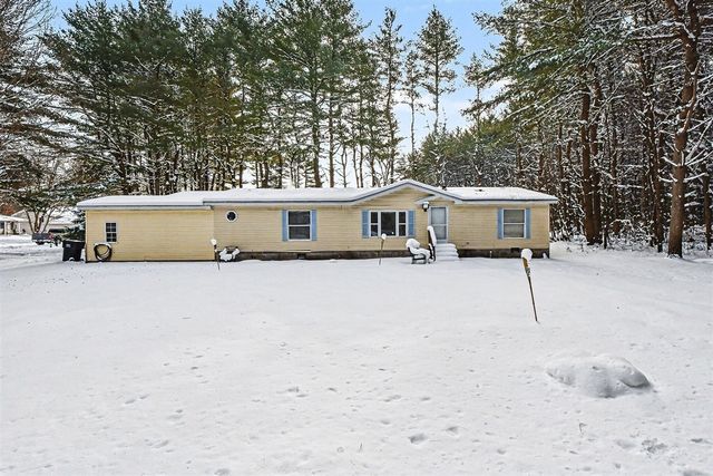 710 Edgecreek Drive, Wayland, MI 49348