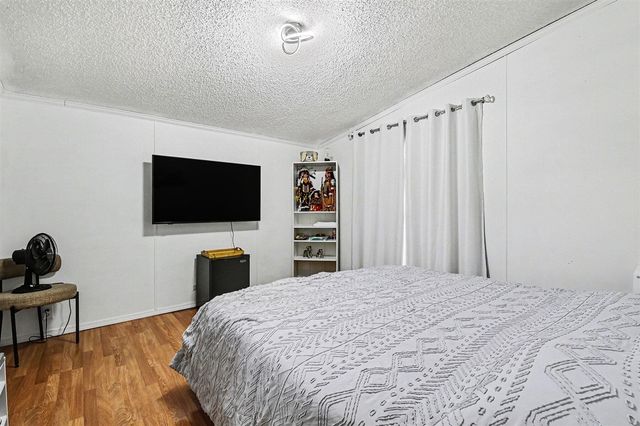 710 Edgecreek Drive, Wayland, MI 49348