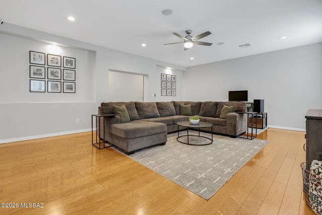 8241 N Stonehill Drive, Tucson, AZ 85743