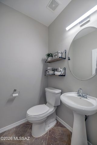 8241 N Stonehill Drive, Tucson, AZ 85743