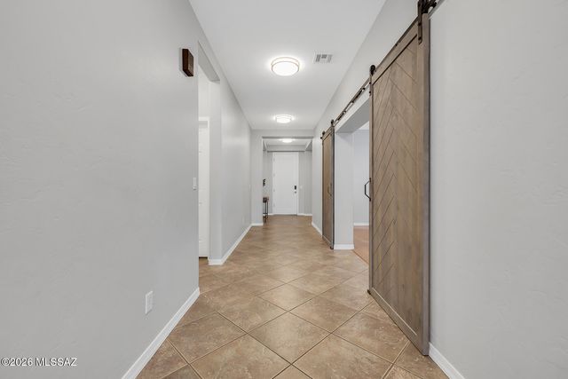 8241 N Stonehill Drive, Tucson, AZ 85743