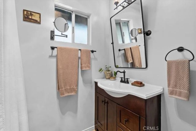 24873 Edelweiss, Crestline, CA 92325