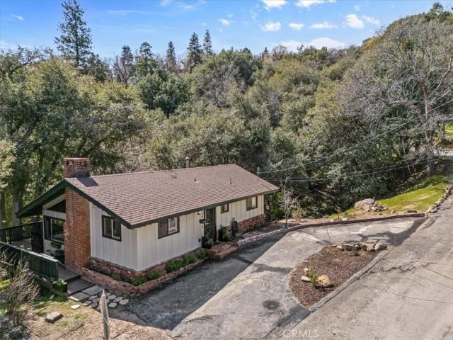 24873 Edelweiss, Crestline, CA 92325