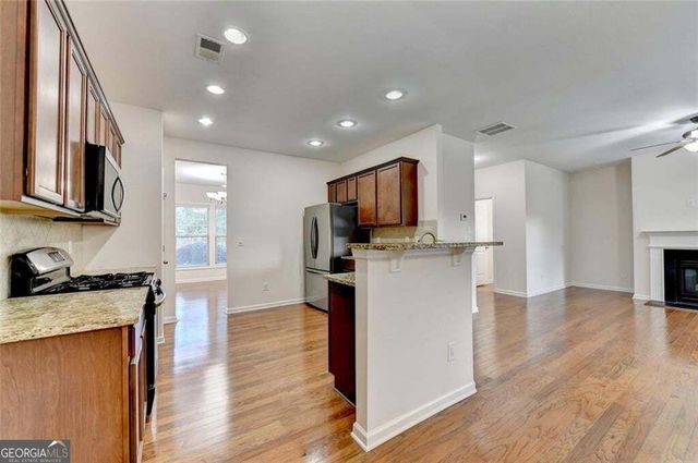 1285 Woodmore Way, Alpharetta, GA 30004