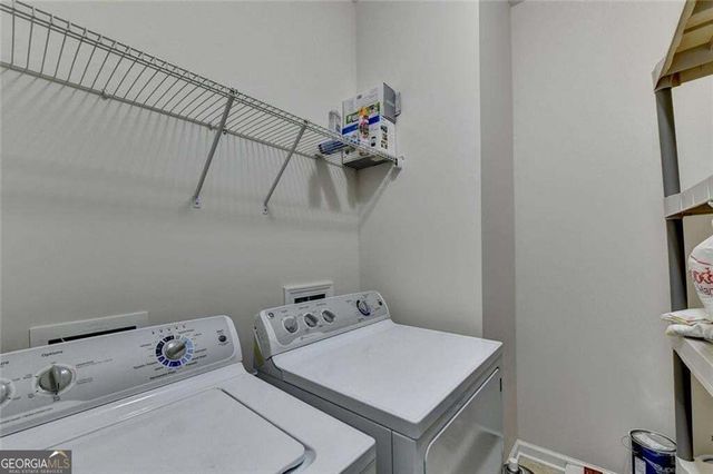 1285 Woodmore Way, Alpharetta, GA 30004