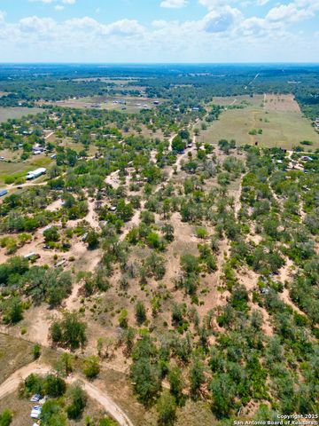 650 Patton Rd, Somerset, TX 78073