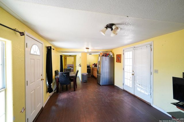 650 Patton Rd, Somerset, TX 78073