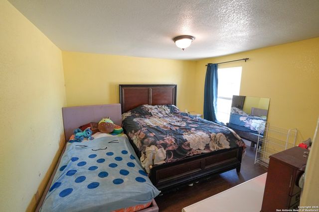 650 Patton Rd, Somerset, TX 78073