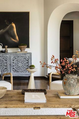 216 Notteargenta Road, Pacific Palisades (los Angeles), CA 90272