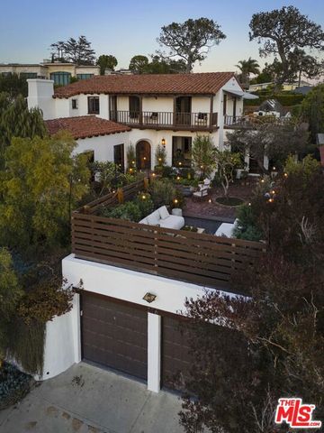 216 Notteargenta Road, Pacific Palisades (los Angeles), CA 90272