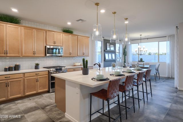 5022 W CAPISTRANO Avenue, Laveen, AZ 85339
