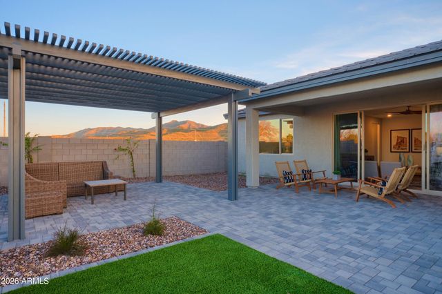 5022 W CAPISTRANO Avenue, Laveen, AZ 85339