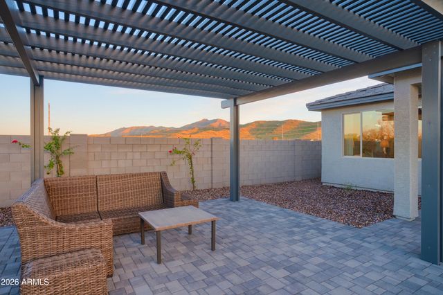 5022 W CAPISTRANO Avenue, Laveen, AZ 85339