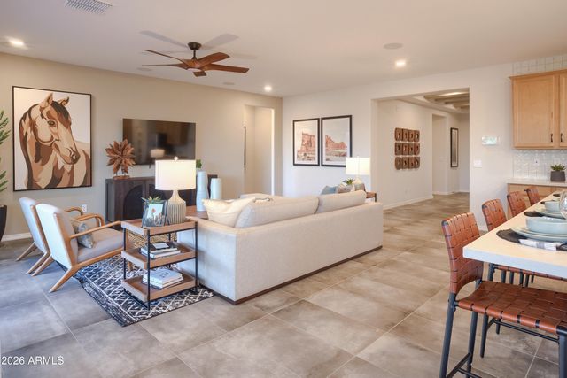 5022 W CAPISTRANO Avenue, Laveen, AZ 85339