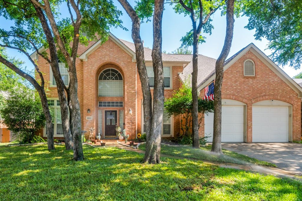 2021 Broadleaf Drive, Arlington, TX 76001