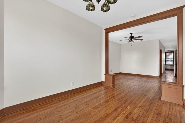 5526 S Aberdeen Street, Chicago, IL 60621