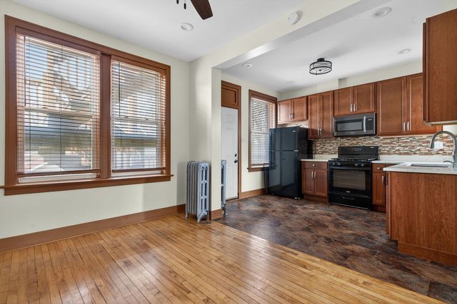 5526 S Aberdeen Street, Chicago, IL 60621