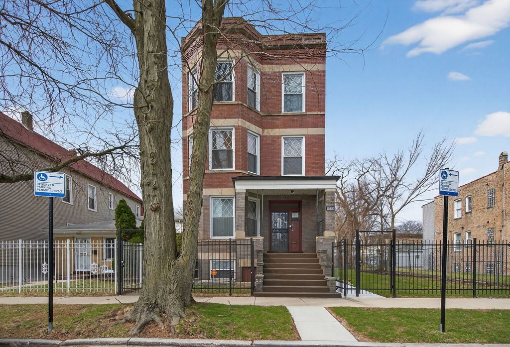 5526 S Aberdeen Street, Chicago, IL 60621