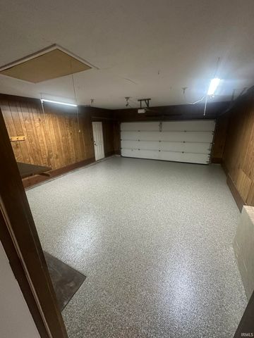 2301 W Village Drive, Muncie, IN 47304