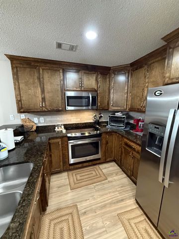 130 Linda Kay Court, Warner Robins, GA 31088