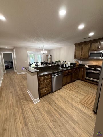 130 Linda Kay Court, Warner Robins, GA 31088