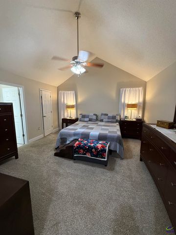 130 Linda Kay Court, Warner Robins, GA 31088