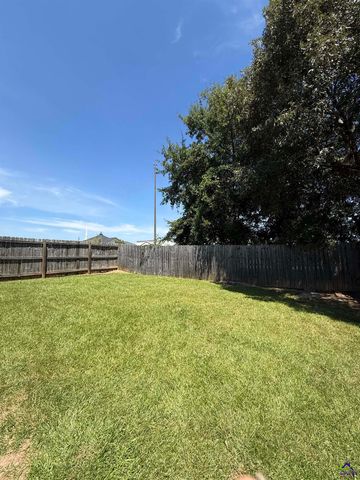 130 Linda Kay Court, Warner Robins, GA 31088