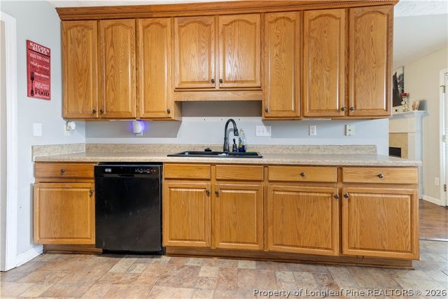 732 Stone Cross Drive, Spring Lake, NC 28390