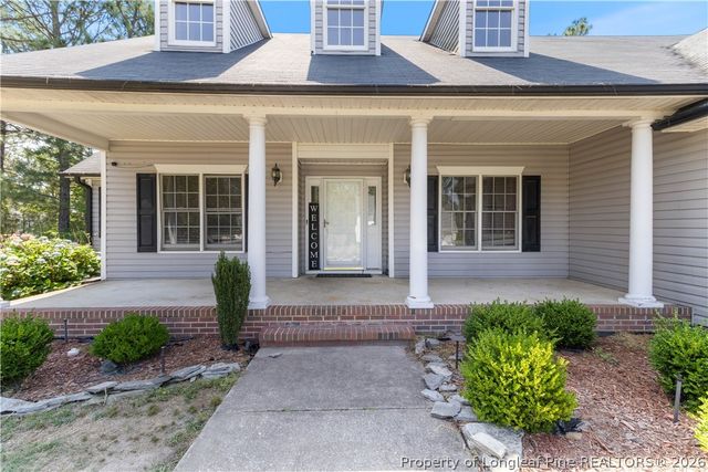 732 Stone Cross Drive, Spring Lake, NC 28390