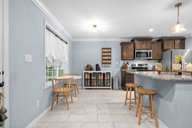 1148 Belvoir Ln, Clarksville, TN 37040