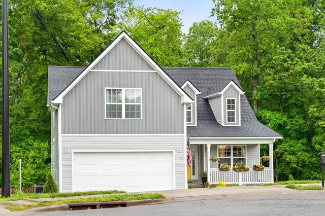 1148 Belvoir Ln, Clarksville, TN 37040