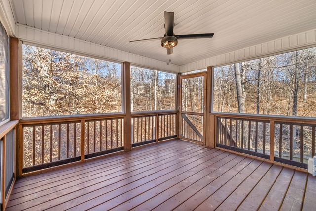 1148 Belvoir Ln, Clarksville, TN 37040