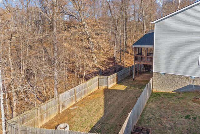 1148 Belvoir Ln, Clarksville, TN 37040