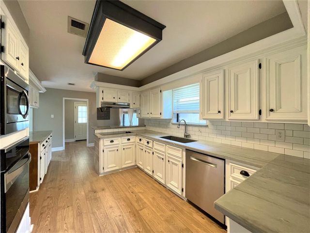 22907 Provincial Boulevard, Katy, TX 77450