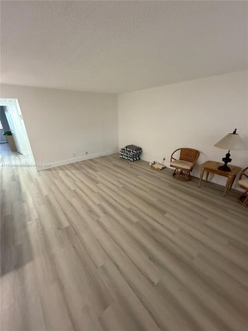 200 E Monaco E 200, Delray Beach, FL 33446