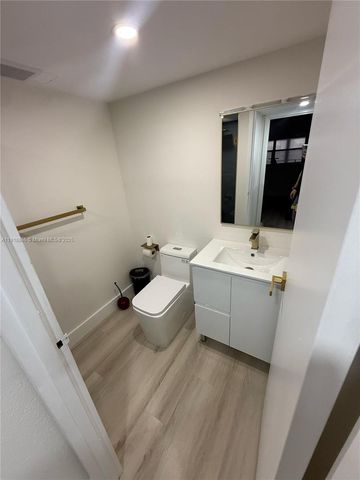 200 E Monaco E 200, Delray Beach, FL 33446