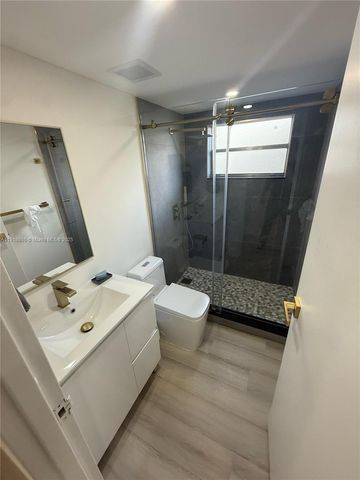 200 E Monaco E 200, Delray Beach, FL 33446