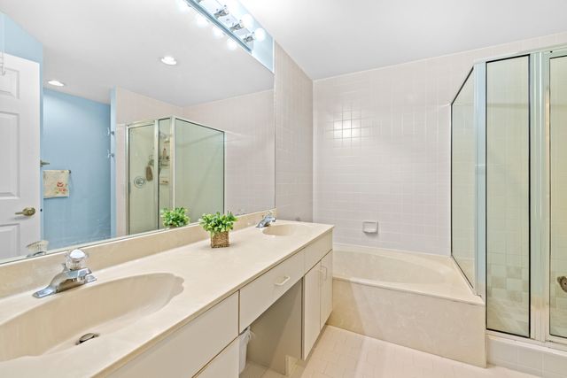 7681 Lexington Club Boulevard D, Delray Beach, FL 33446