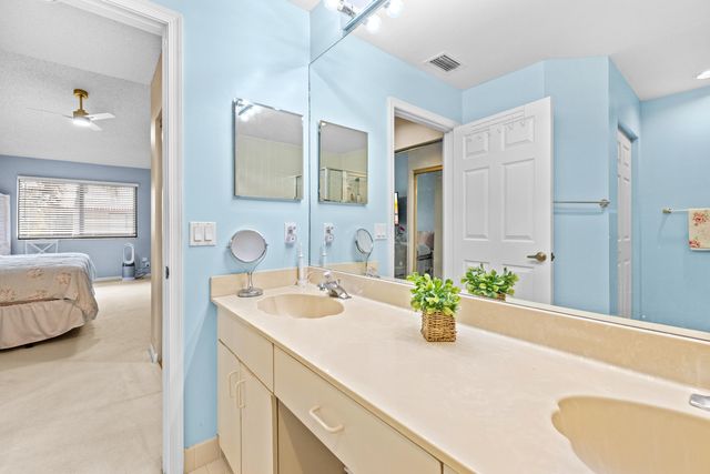 7681 Lexington Club Boulevard D, Delray Beach, FL 33446