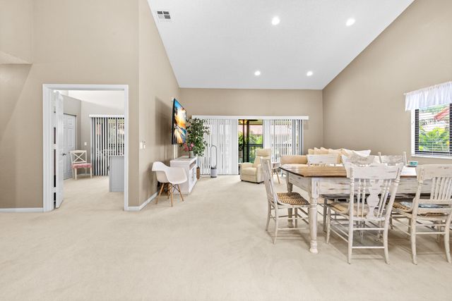 7681 Lexington Club Boulevard D, Delray Beach, FL 33446