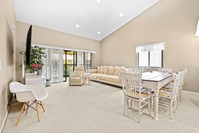 7681 Lexington Club Boulevard D, Delray Beach, FL 33446