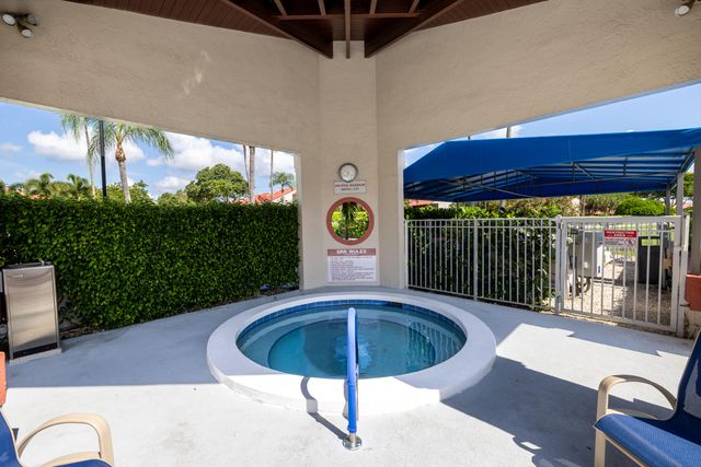 7681 Lexington Club Boulevard D, Delray Beach, FL 33446