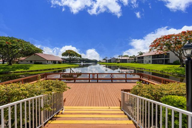 7681 Lexington Club Boulevard D, Delray Beach, FL 33446