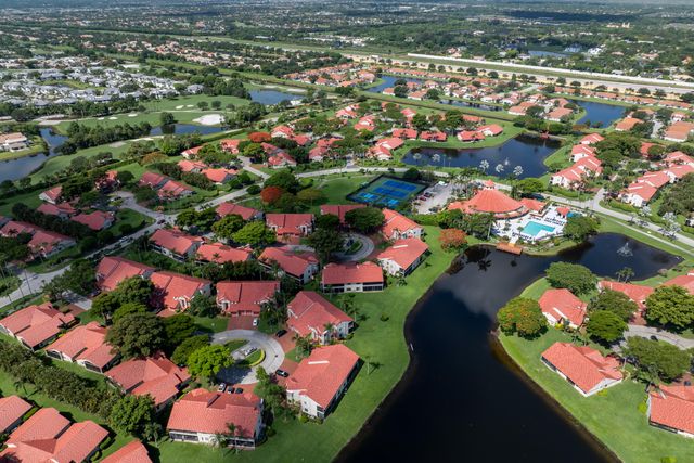 7681 Lexington Club Boulevard D, Delray Beach, FL 33446