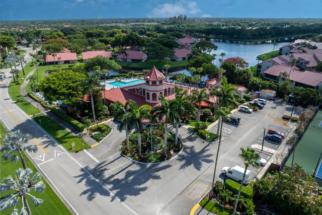 7681 Lexington Club Boulevard D, Delray Beach, FL 33446