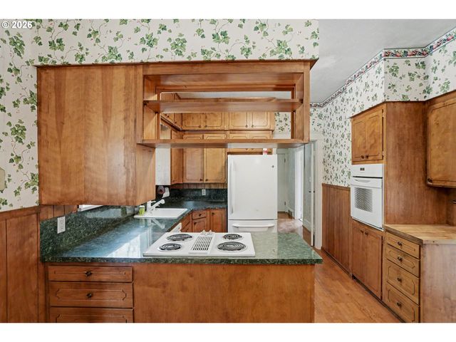 11874 HAZELGREEN Rd Ne, Silverton, OR 97381